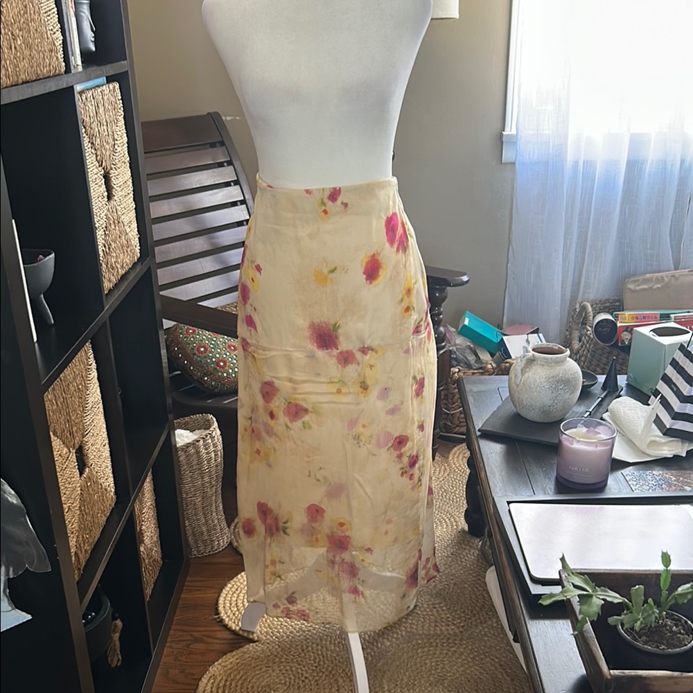 Zara Cream Midi Pencil Skirt with Slit